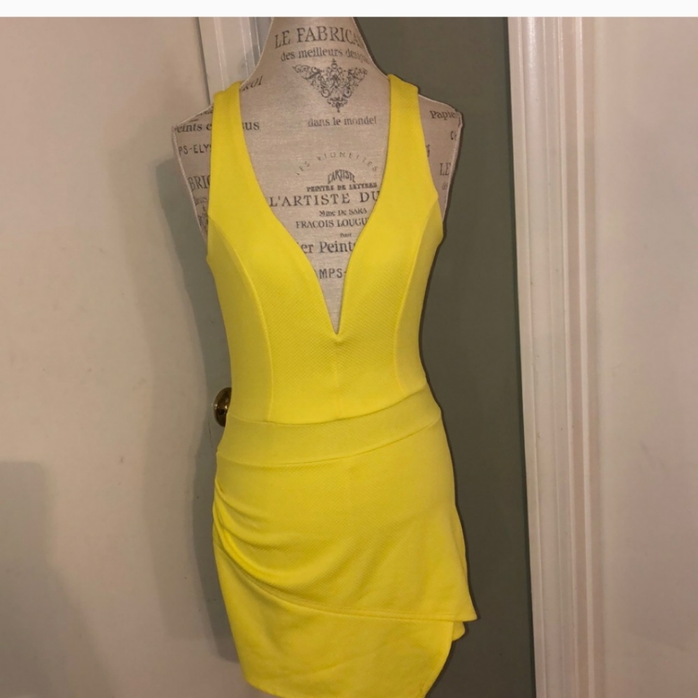 🌸Sexy yellow romper dress